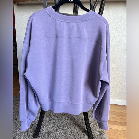 Lululemon Softstreme oversized cropped crew neck - Picture 2 of 4